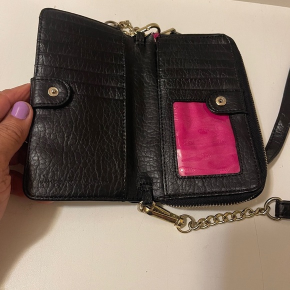 JUICY COUTURE • WALLETS AND CARDHOLDERS. Beautiful wallet with big logo in top - Picture 12 of 16